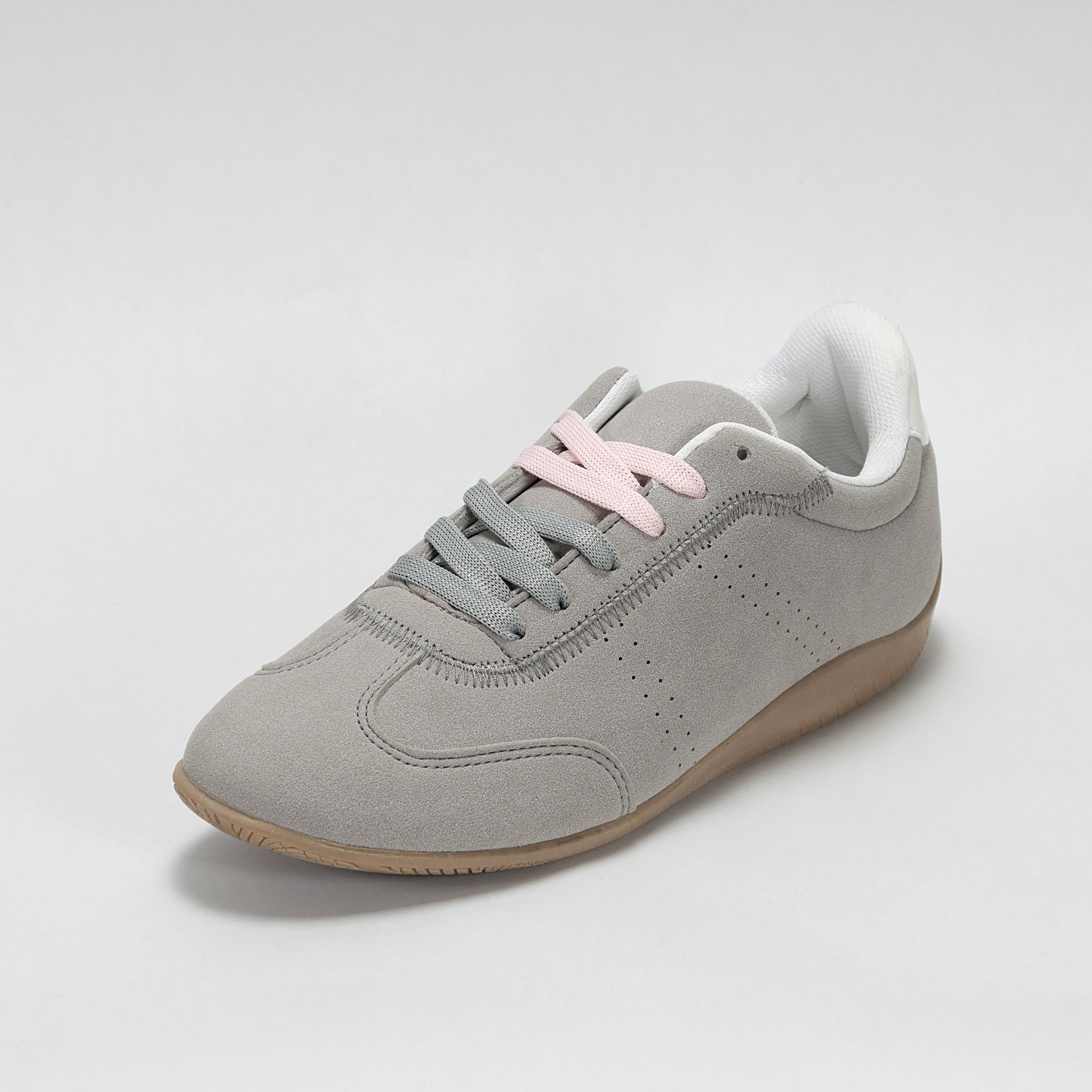 Sneaker Urbano estilo Minimalista color Gris | Modelo 674 – High Elite