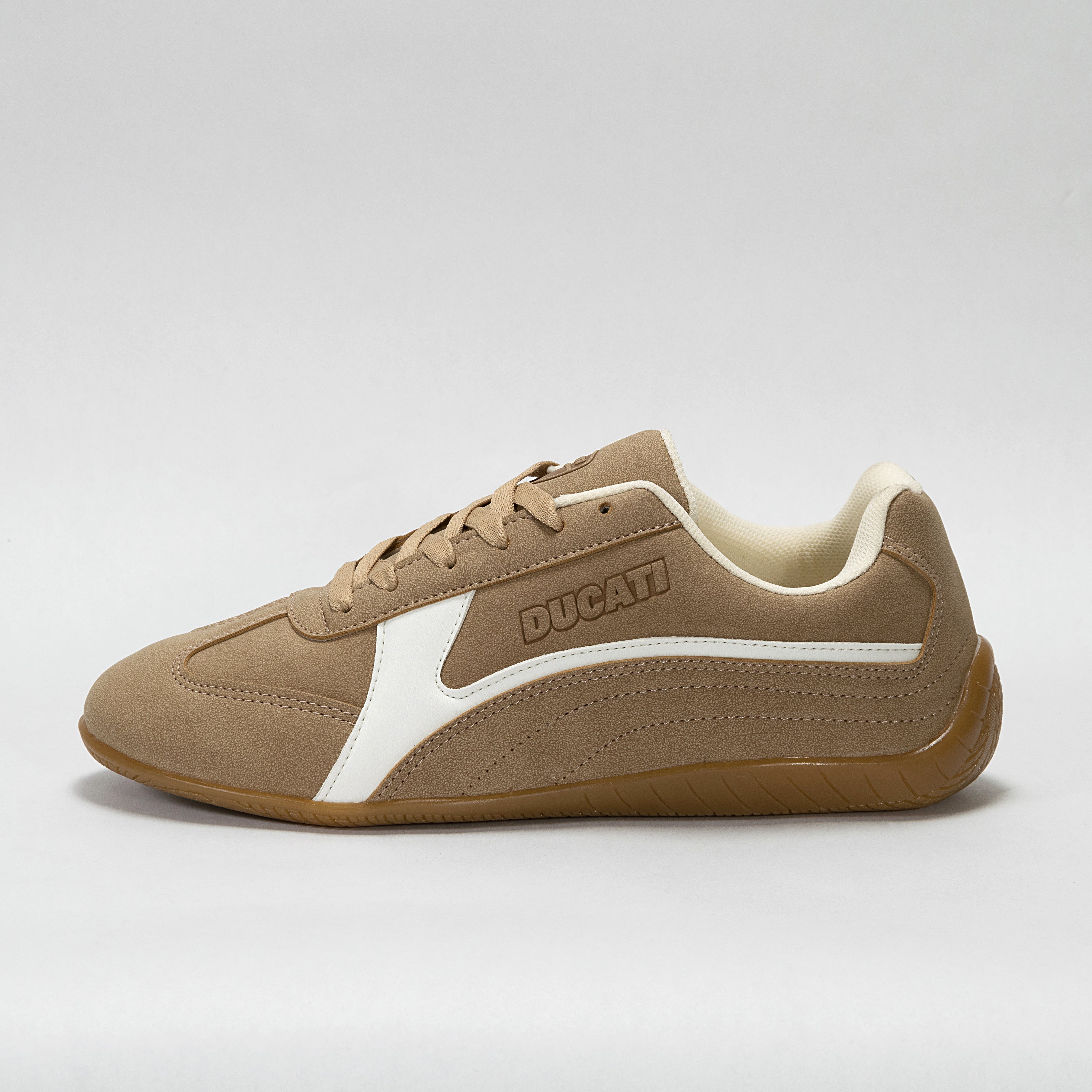 Sneaker Retro Urbano color Camel | Modelo Ducati – High Elite
