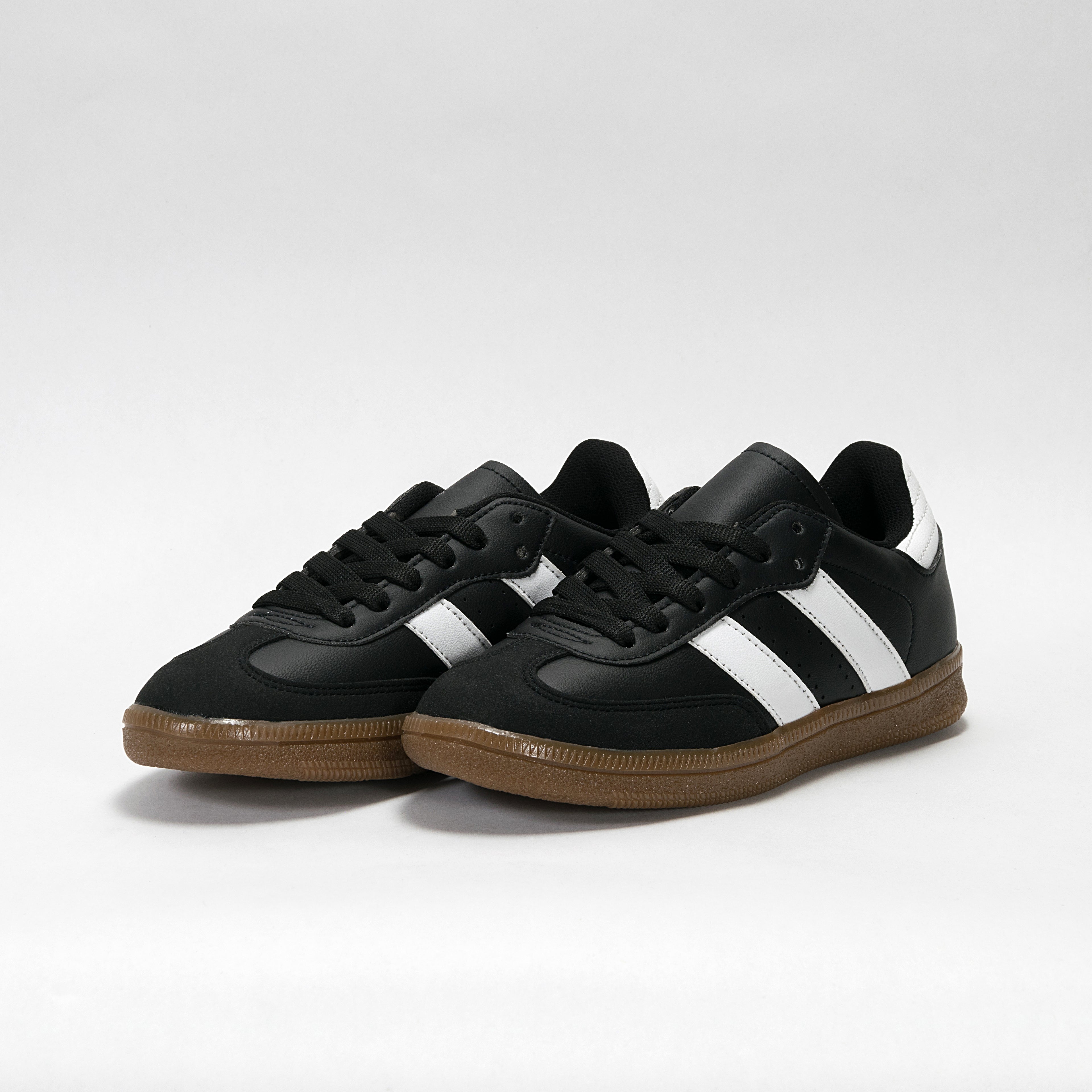 Sneaker Retro Urbano color Negro Blanco | Modelo 448 – Hailis